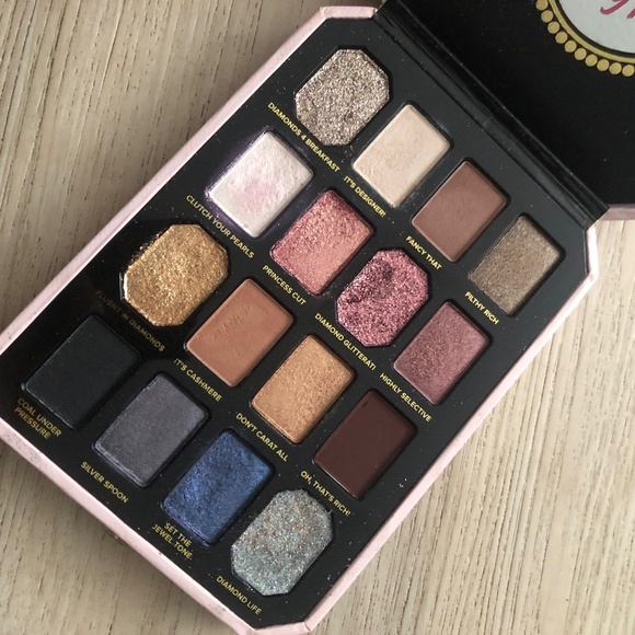 Erika Jayne Pretty Rich Too Faced Eyeshadow Palette - Picture 1 of 5